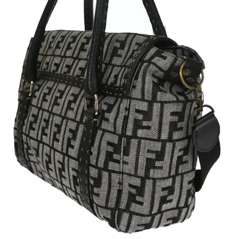 FENDI ZUCCA CANVAS BAG 🖤🩶 with COA - Picture 4 of 12